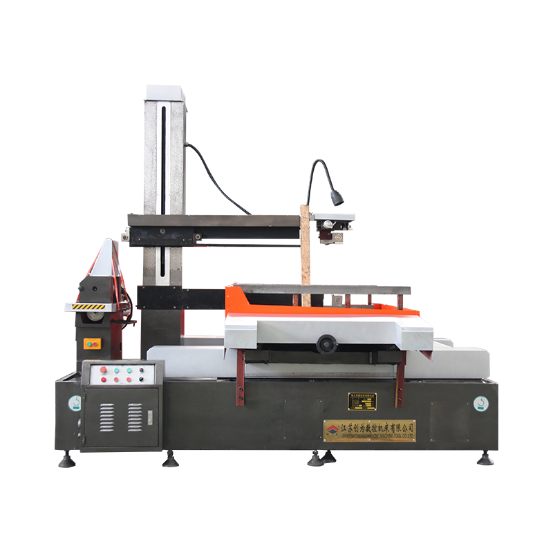 DK77100 AZ Stepper CNC Wire EDM Mesin Pemotongan Kecepatan Tinggi Dengan Motor Pengangkat