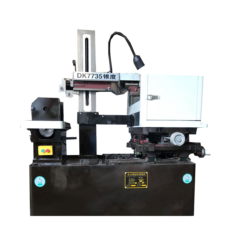 DK7735 ± 15 ° AZ Modular CNC EDM Mesin Pemotongan Kawat Kecepatan Tinggi