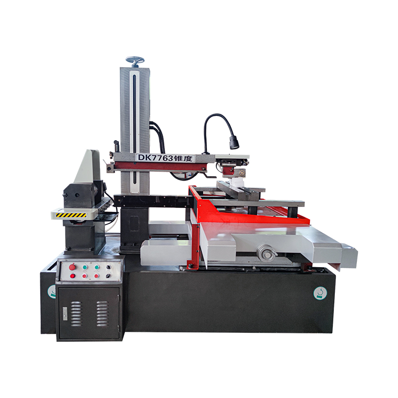 DK7763 Model F Non-Standar AZ Perlindungan Overcurrent CNC Wire EDM Mesin Pemotongan Berkecepatan Tinggi
